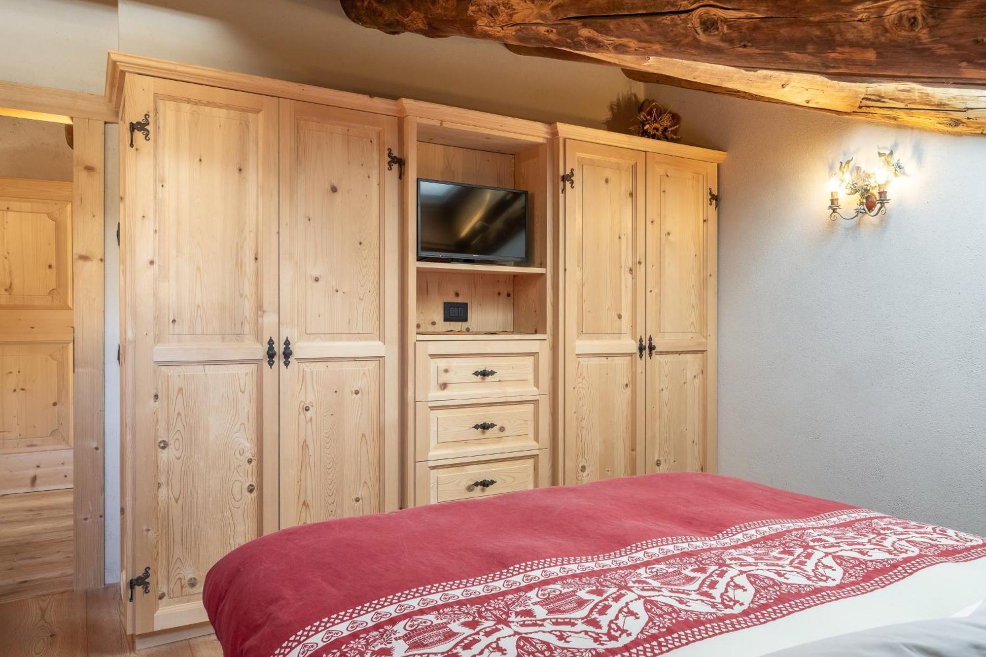 Cortina Lodge Cortina dʼAmpezzo Exteriör bild